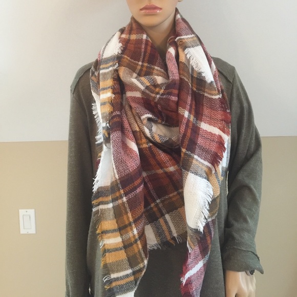 Beautiful Blanket Scarf - Picture 3 of 7