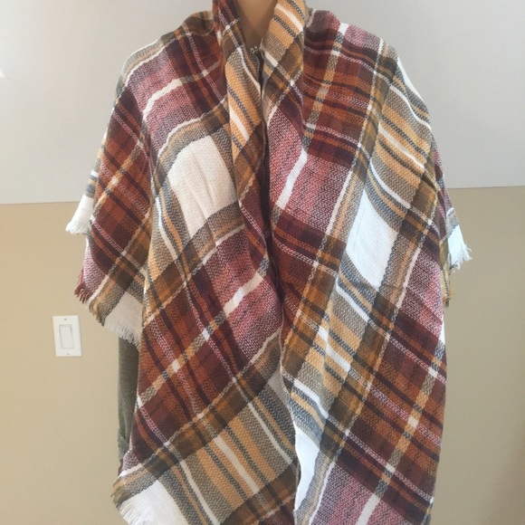 Beautiful Blanket Scarf - Picture 6 of 7
