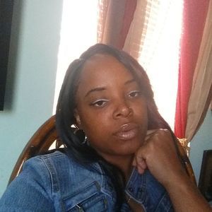 Meet your Posher, Latoya