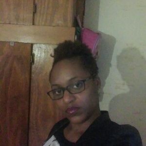 Meet your Posher, Liana