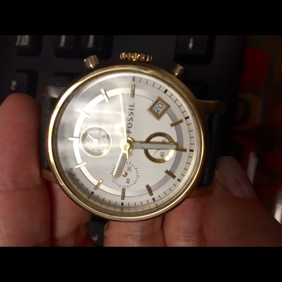 Fossil watch main image 4