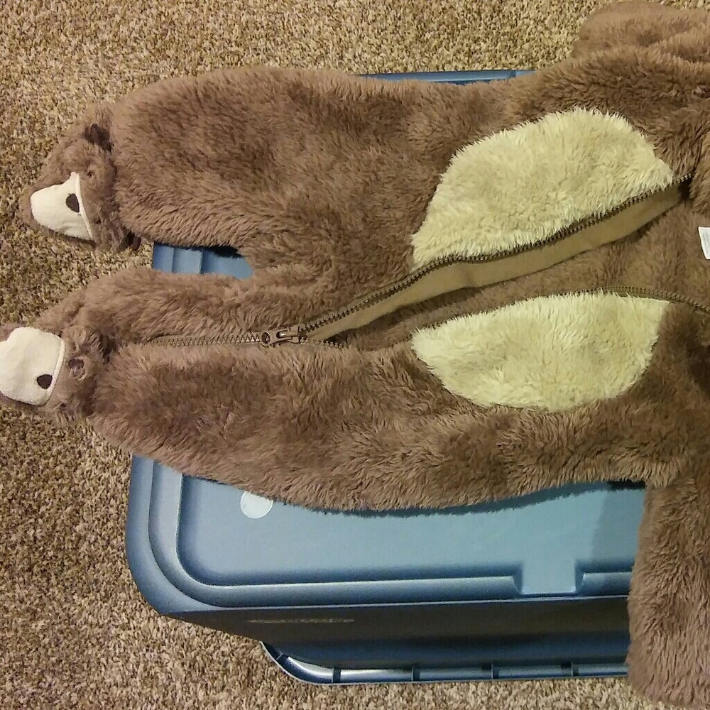 Snowsuit - Picture 2 of 3