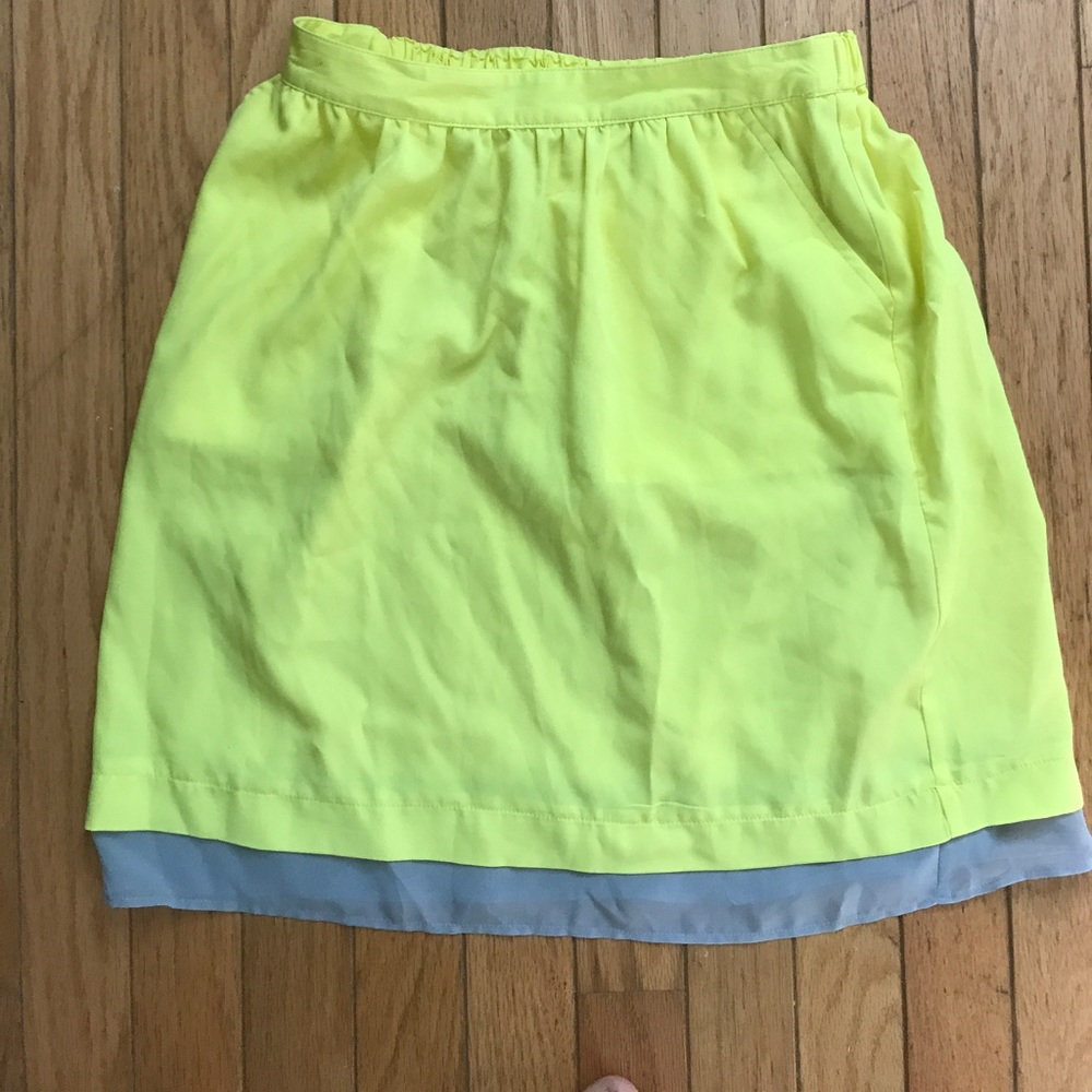 Mossimo yellow knee skirt