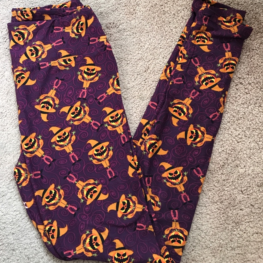 LuLaRoe Pumpkin Scarecrow OS NWT 🎃