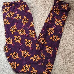 LuLaRoe Pumpkin Scarecrow OS NWT 🎃