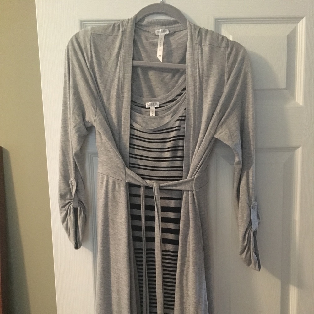 A Pea in the Pod Maternity Sleepwear and Robe