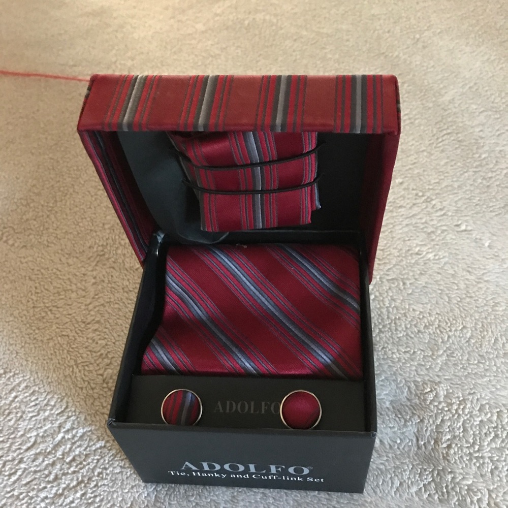 Tie, Cuff Links, Pocket Hankerchief