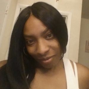 Meet your Posher, Ebony