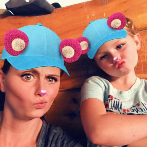 Meet your Posher, Jess - Picture 1 of 1