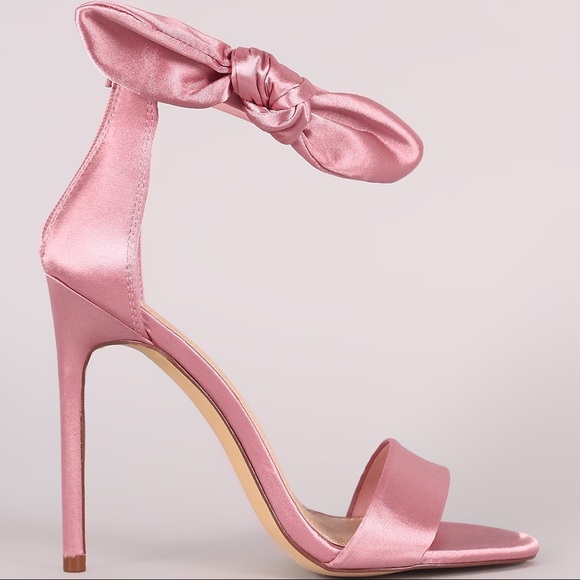 Dusty Pink Satin Bow Ankle Strap Heels 🎀 - Picture 4 of 5