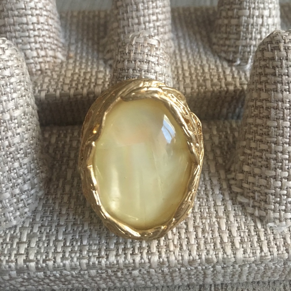 Gold feather statement ring