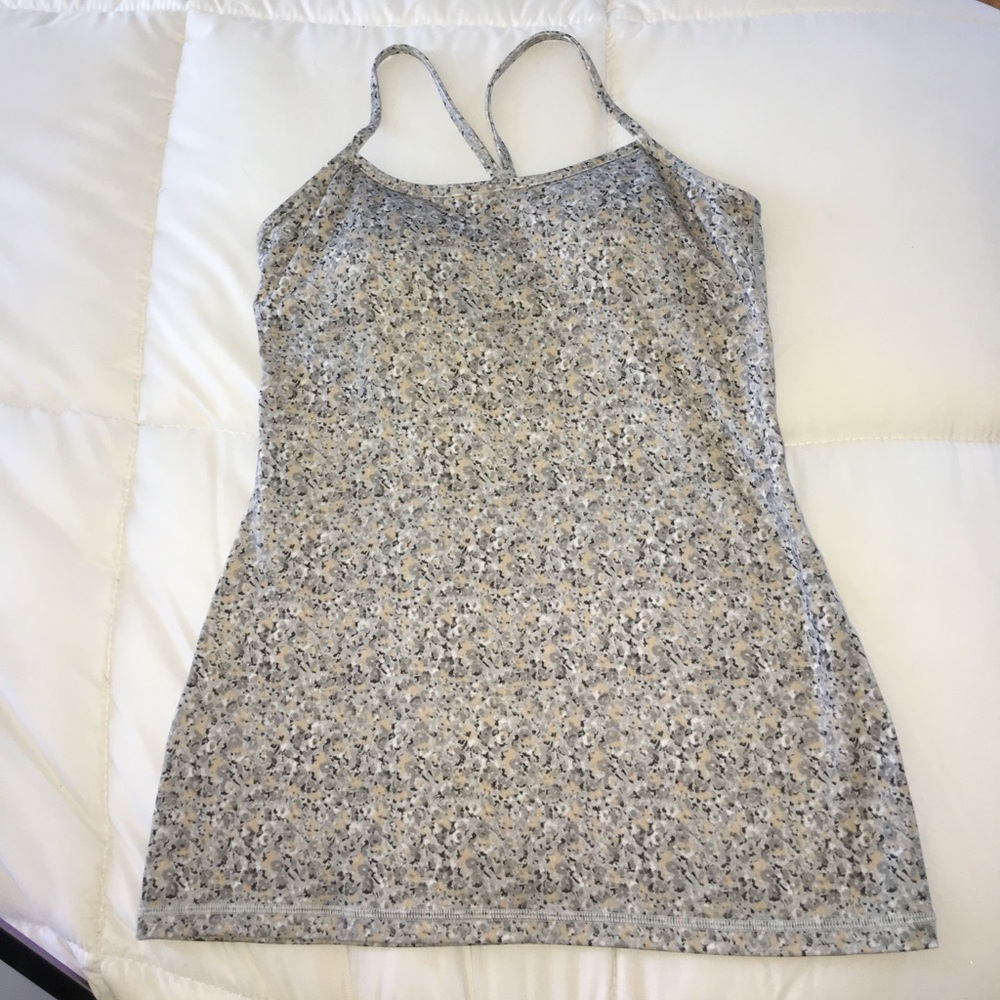 • Lululemon Power Y Tank •