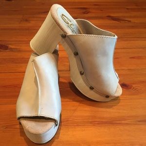 Sbicca Marcy Wedges - new condition
