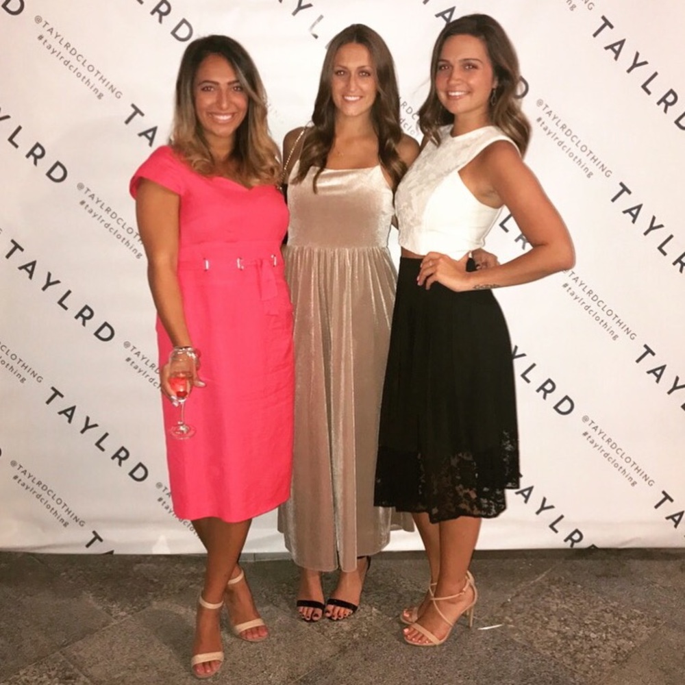 Meet your Posher, Elena