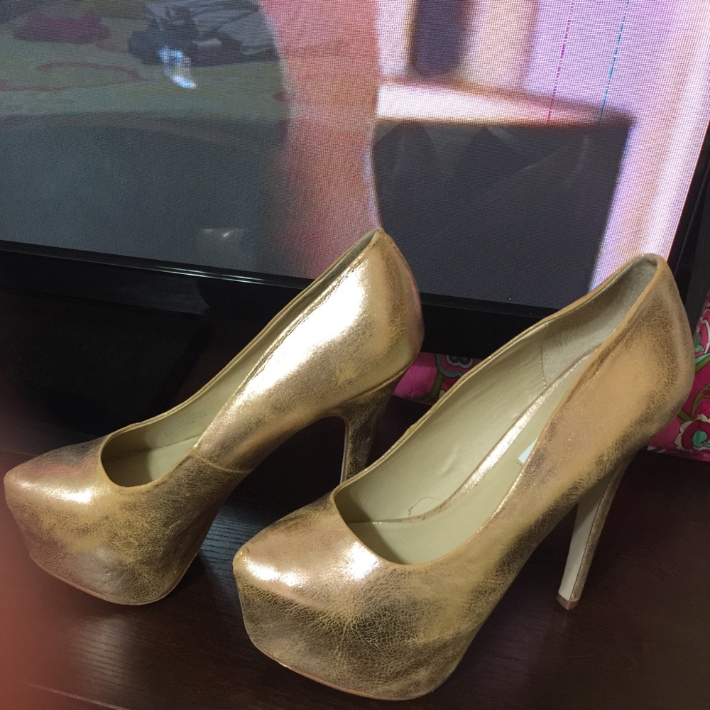 Rose gold heels