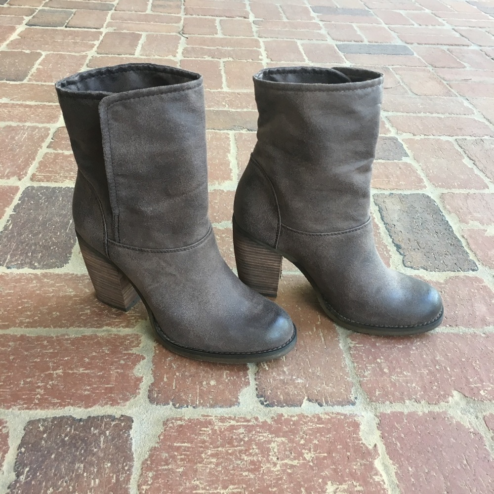 Sbicca Chord Booties