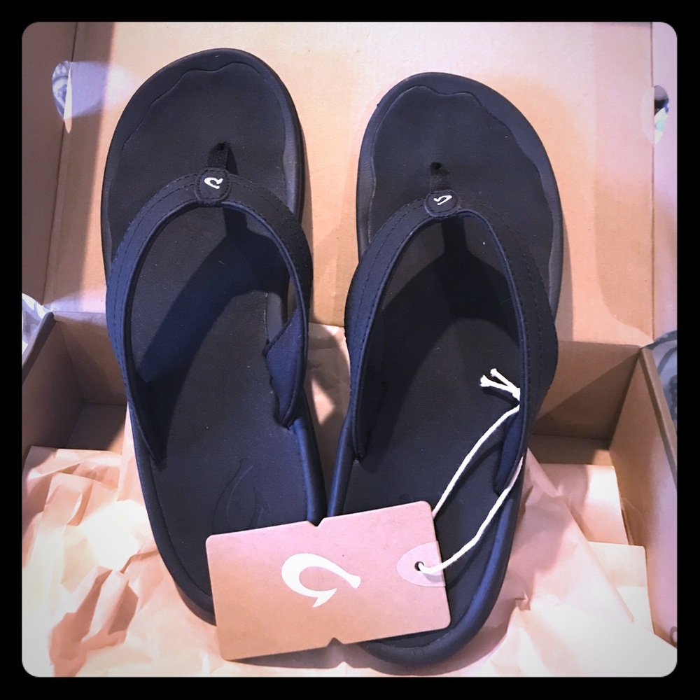 OluKai ‘OHANA Flip-Flops