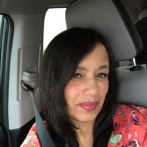 Meet your Posher, Deborah