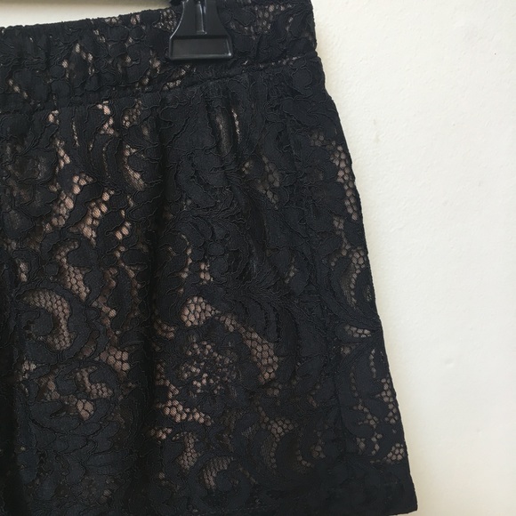 BCBG Black and Nude Lace Shorts - Picture 7 of 7