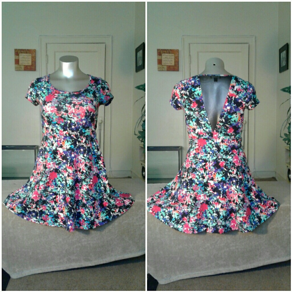 Forever 21 Multicolored Beautiful Dress