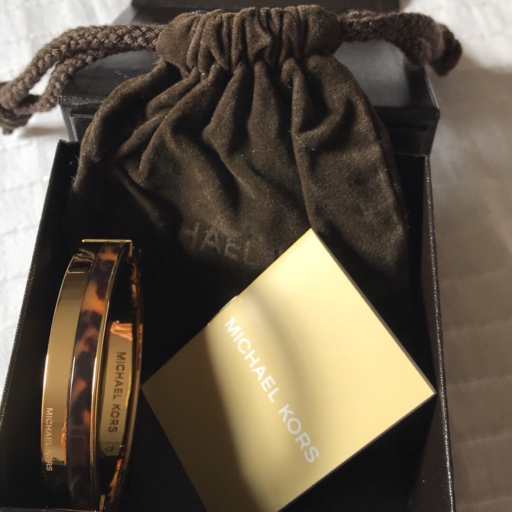 Michael Kors gold/tortoise bracelet