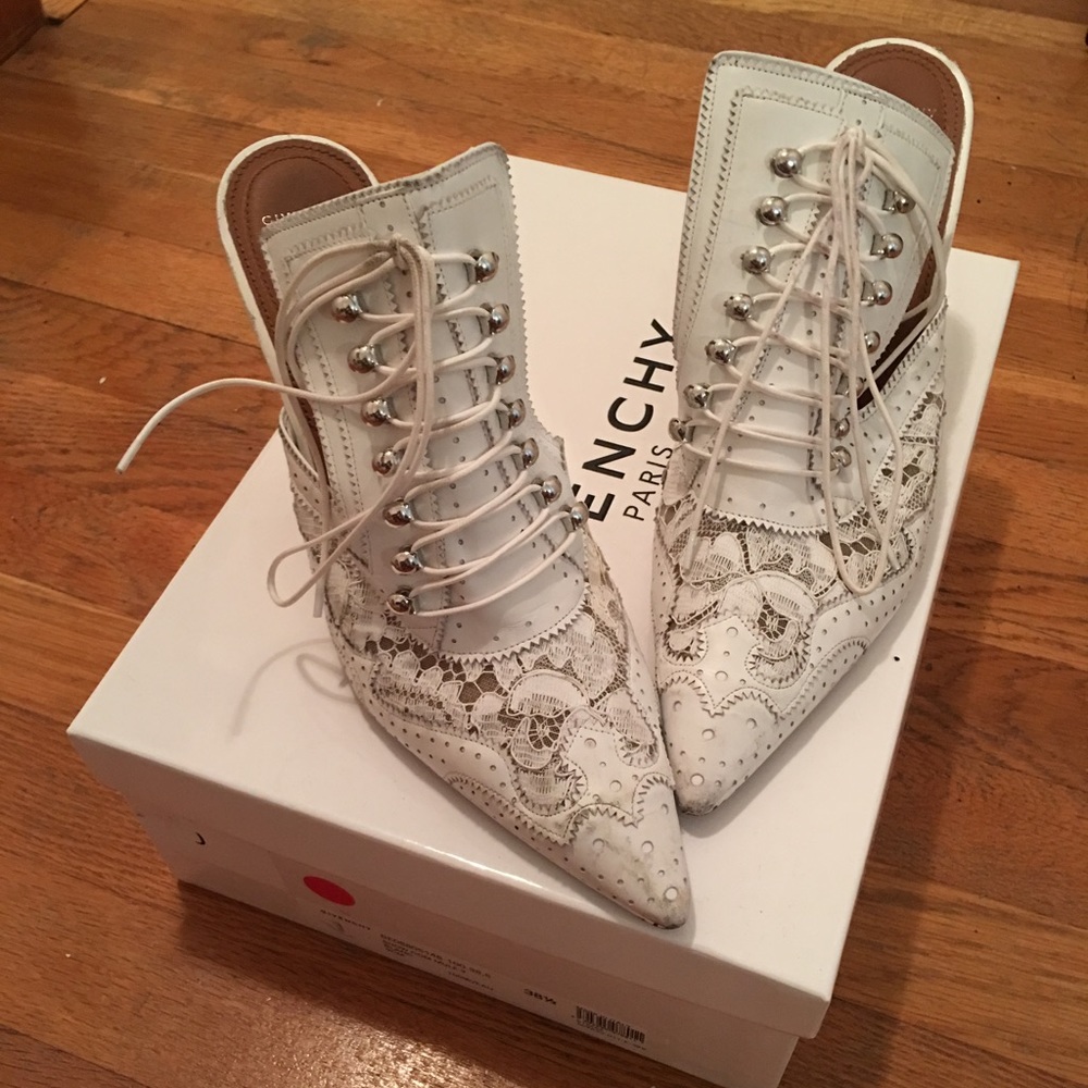 Givenchy white Mule heels