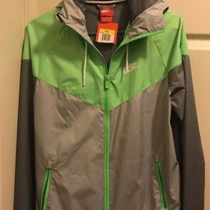 Men’s Nike Windbreaker