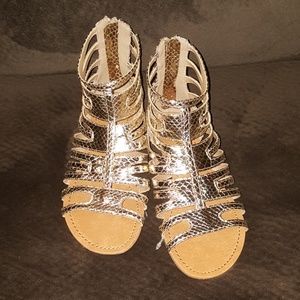 🆕 Nine West Sunray Sol Gladiator Sandals, Size 5.