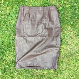 Pencil skirt faux leather