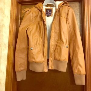 Faux leather short jacket