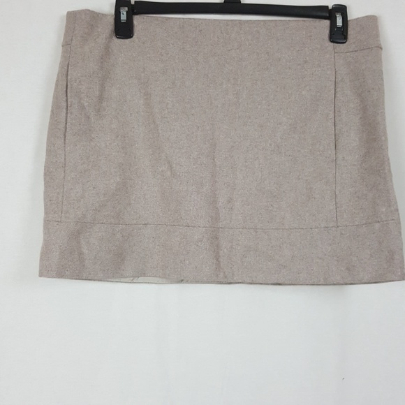 J. Crew Dresses & Skirts - J.CREW WOOL MINI SKIRT SIZE 14 J. Crew Dresses & Skirts - J.CREW WOOL MINI SKIRT SIZE 14