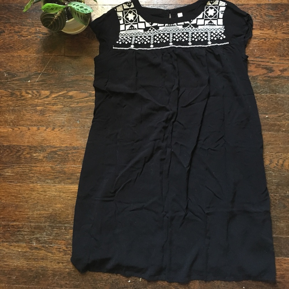 Embroidered Shift Dress