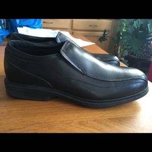 Bass men's shoe size 9.5W