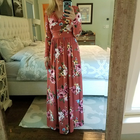 🍁New🍁 Gorgeous Rust Red Floral Maxi Dress - Picture 3 of 3