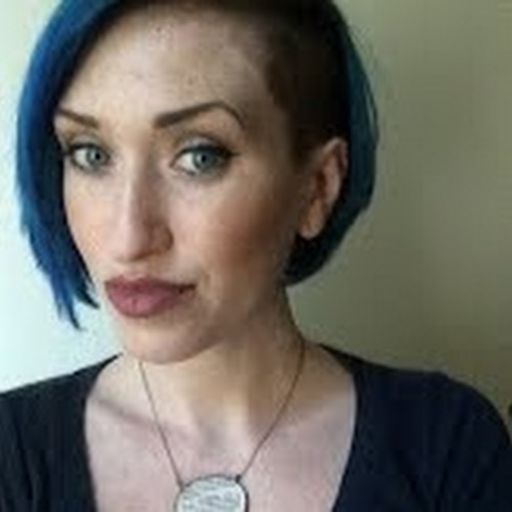 Meet your Posher, Genevieve