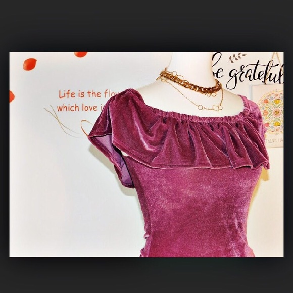 Purple Velvet Off the Shoulder Bodysuit - Picture 4 of 6