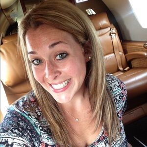 Meet your Posher, Kari