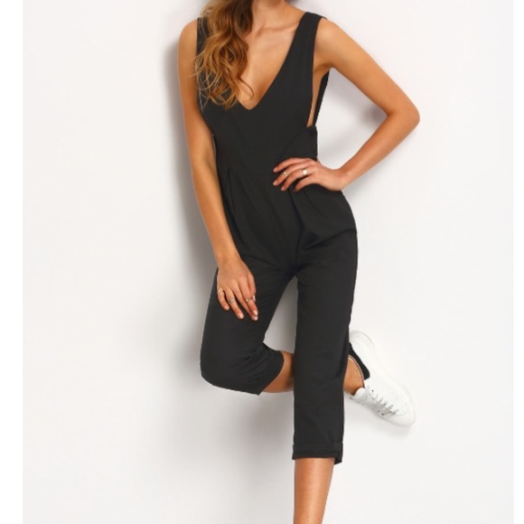 DISCOUNTED SHIP NOW!🆕💕Fun&Flirty Jumpsuit - Picture 5 of 5