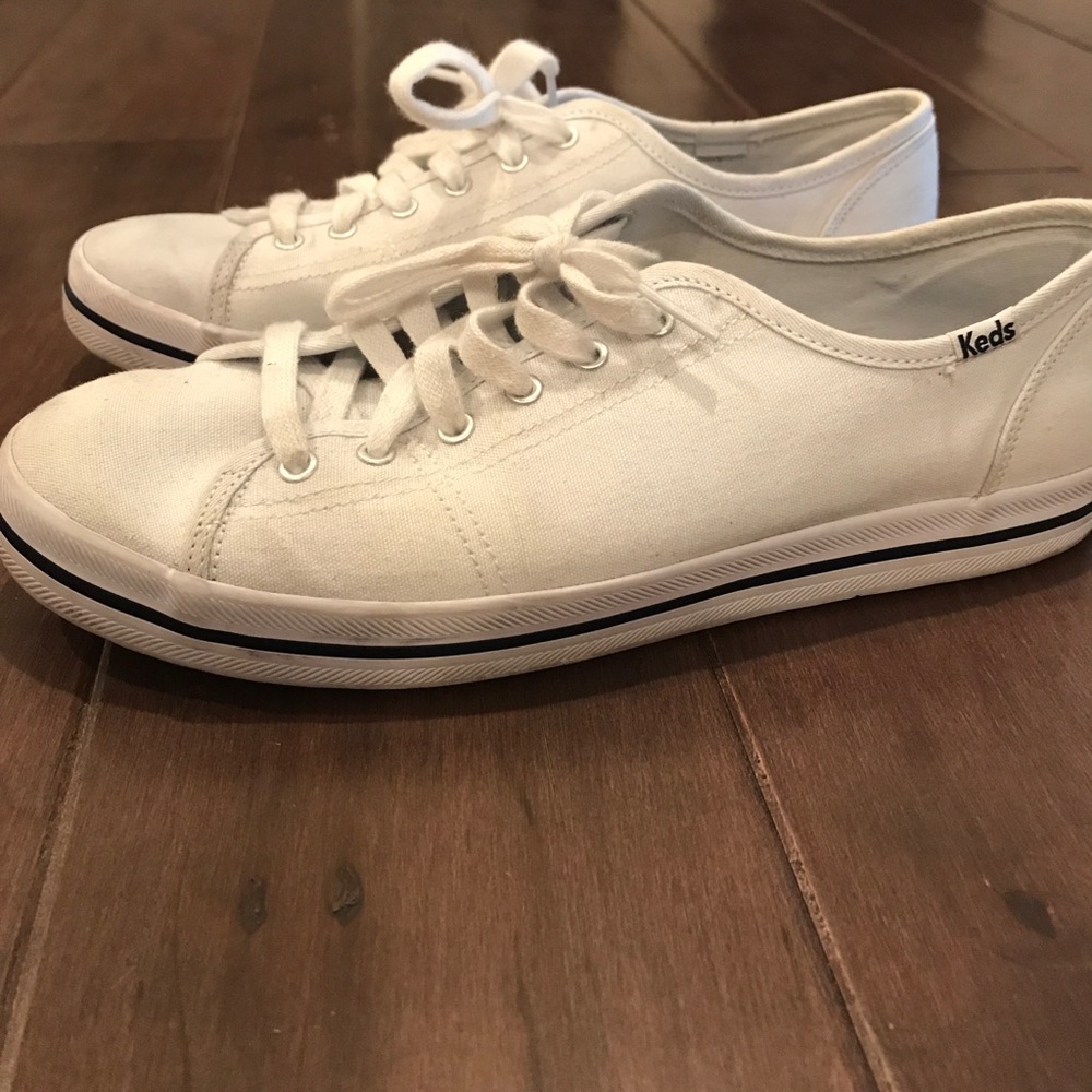 White keds