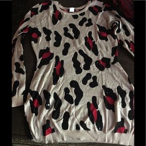 Venus cheetah sweater