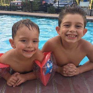 Meet your Posher, Brooke