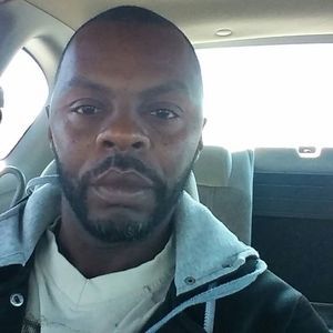 Meet your Posher, Carlos