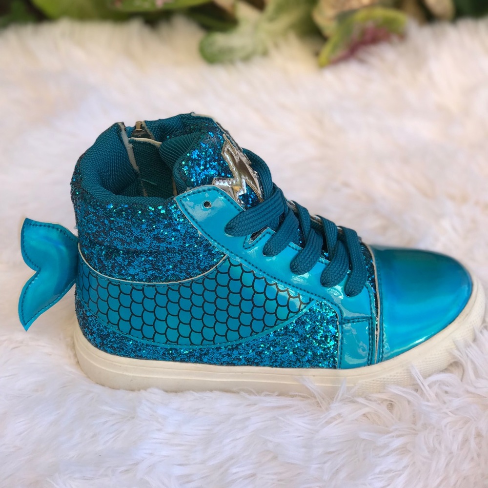 **HP**NEW SIZES**Girls mermaid lace up sneakers - Picture 2 of 7