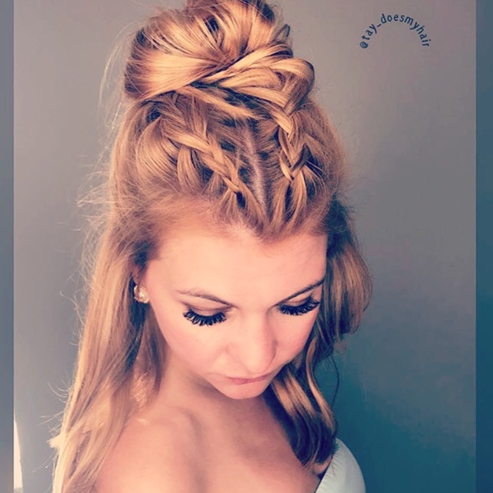 Meet your Posher, Courtney