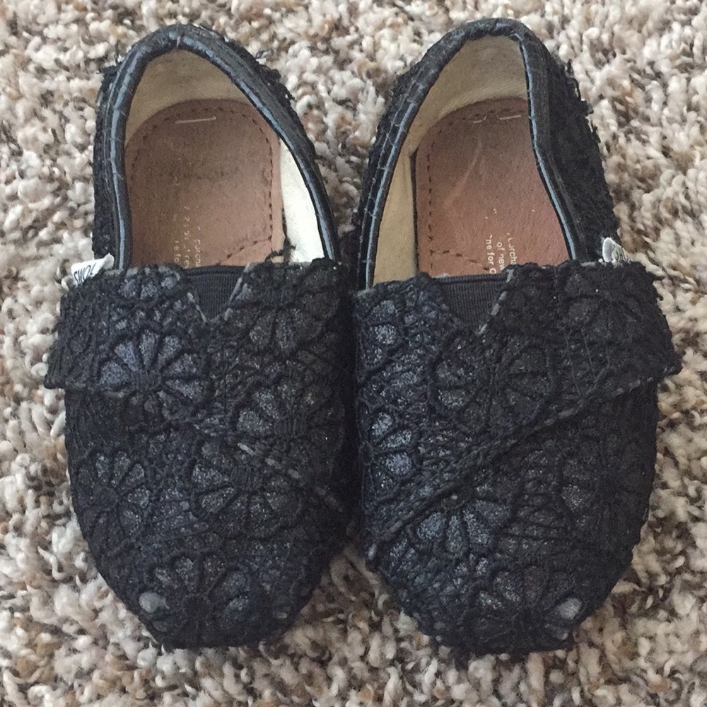 Toms toddler shoes