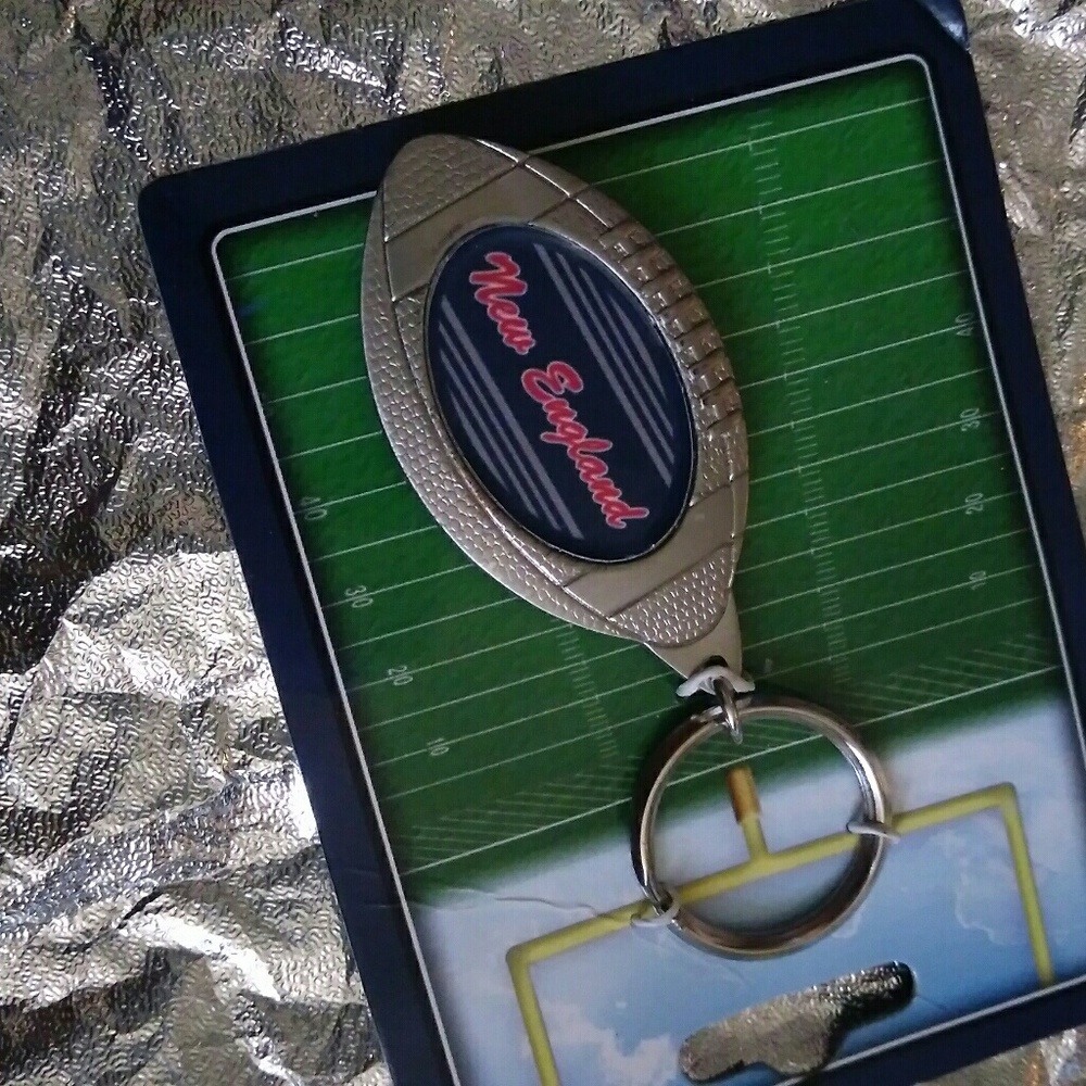 NEW ENGLAND KEY CHAIN