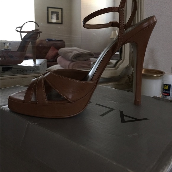 Aldo's Camel color heels - Picture 2 of 4