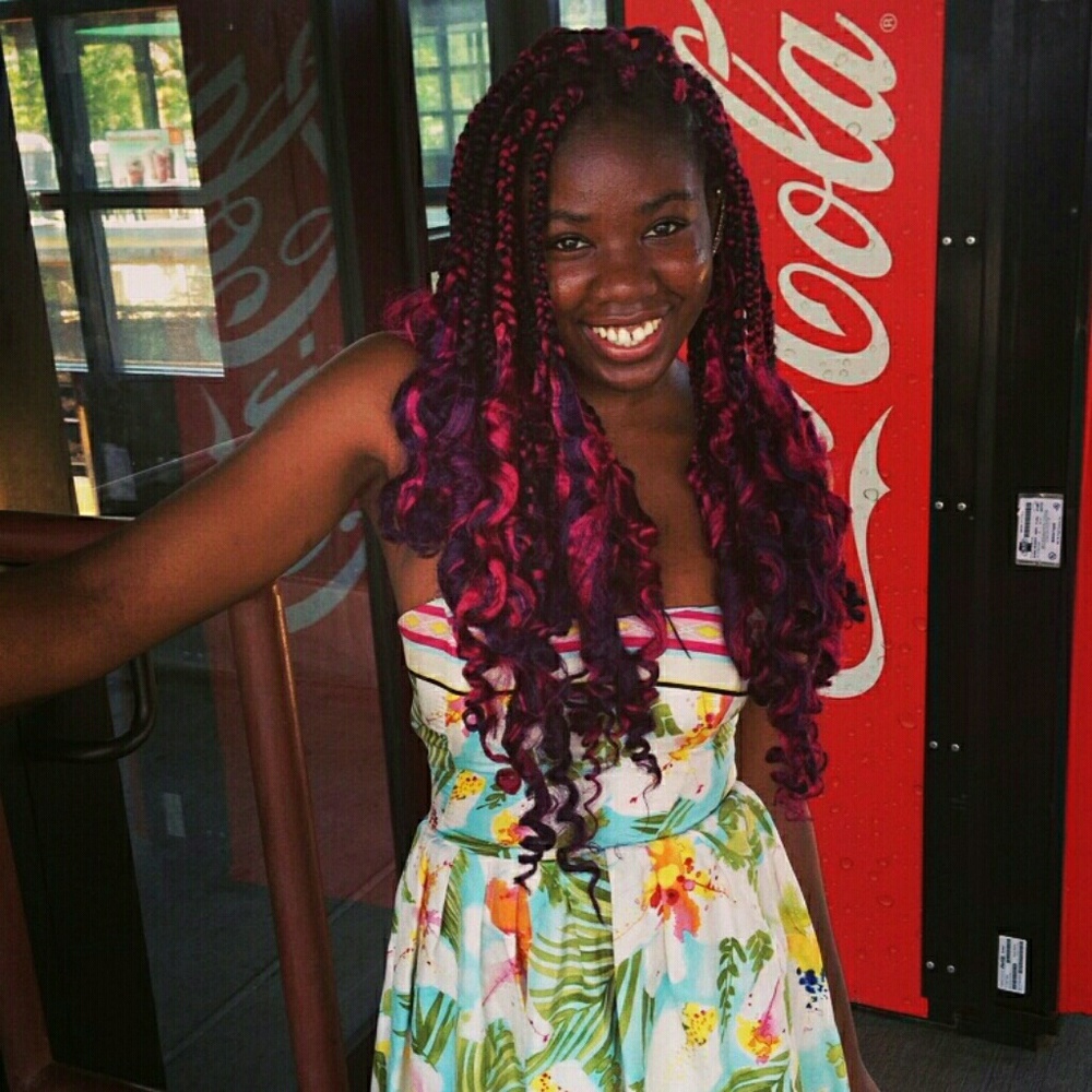 Meet your Posher, Cynthia