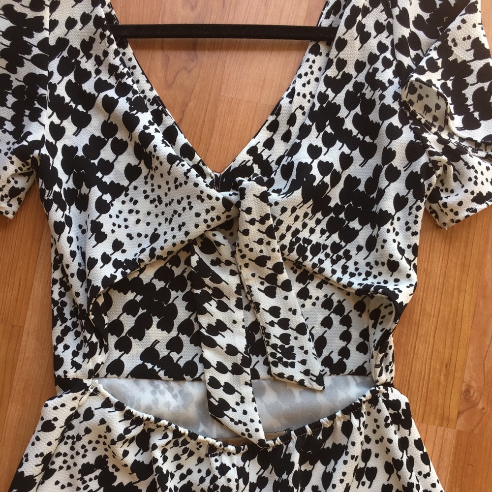 Romper - Picture 6 of 6