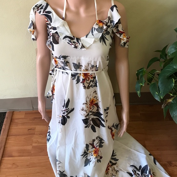 Sexy V-Neck Dress - Picture 4 of 5